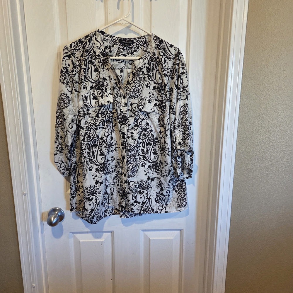 New Notations Black and White Paisley Floral Blouse L